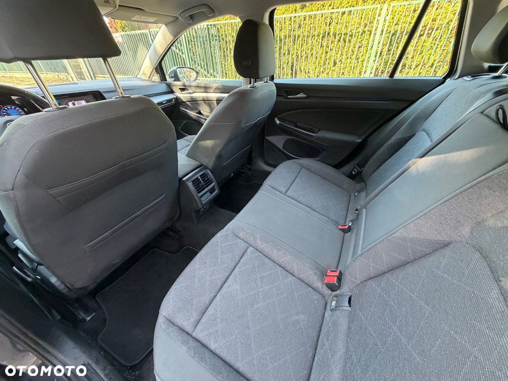 Volkswagen Golf 1.5 TSI EVO Life - 30