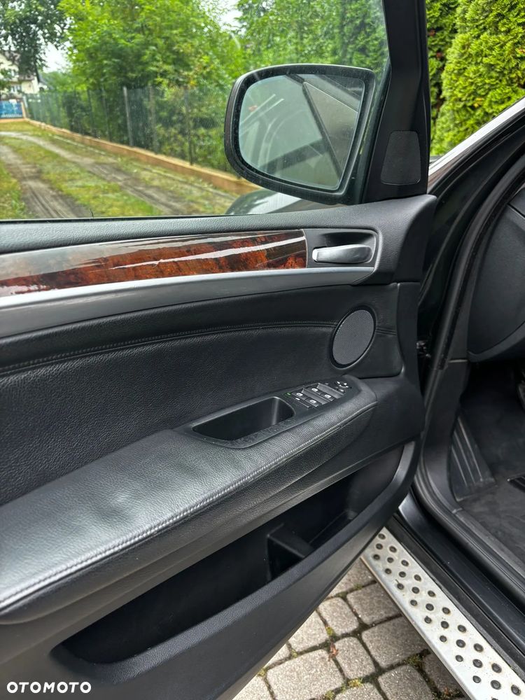 BMW X5 3.0si - 9