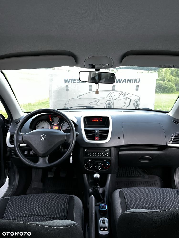 Peugeot 206 plus - 7