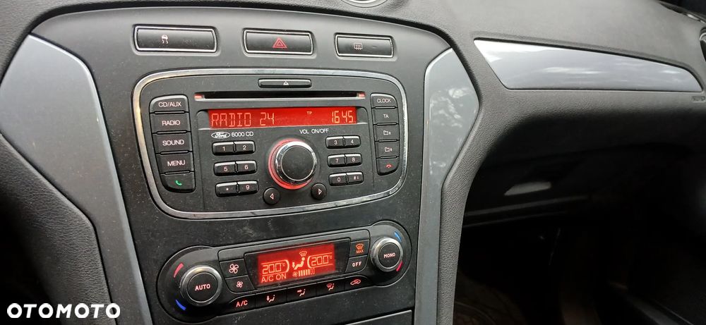 Ford Mondeo 2.0 TDCi Trend - 16