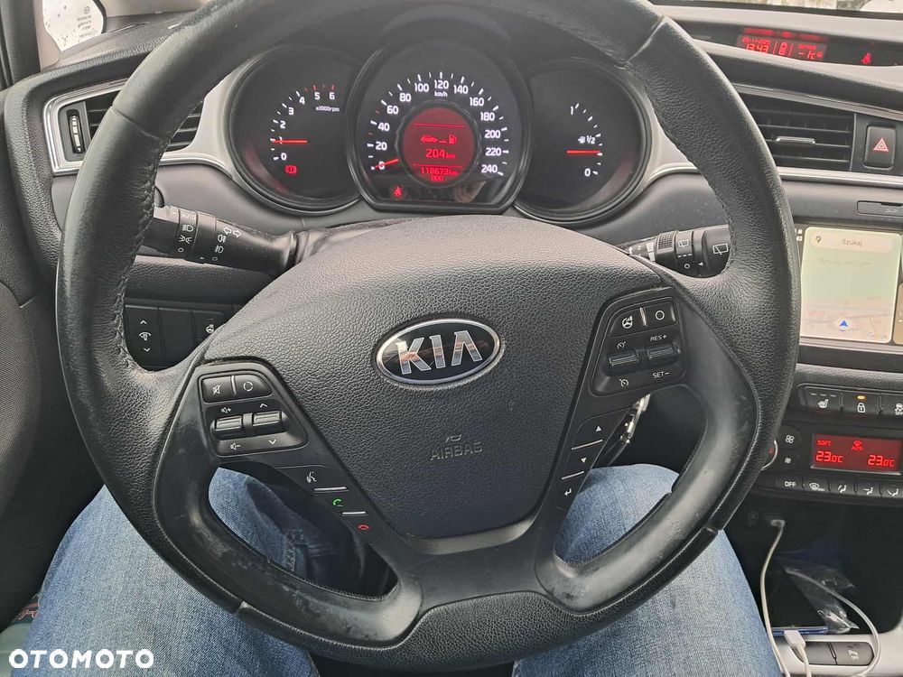 Kia Ceed 1.6 CRDi L Business Line - 14