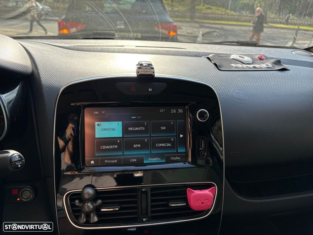 Renault Clio Sport Tourer 1.5 dCi Limited EDition - 29