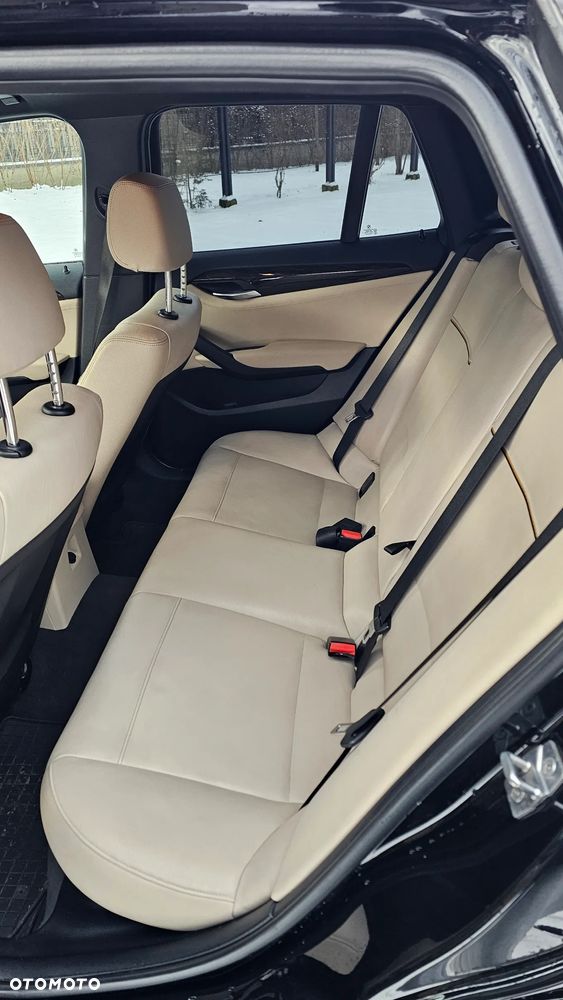 BMW X1 xDrive20i - 14