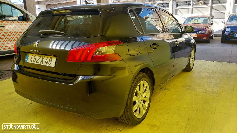 Peugeot 308 1.2 PureTech Style - 20