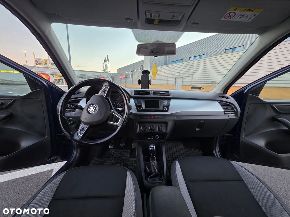 Skoda Fabia - 12
