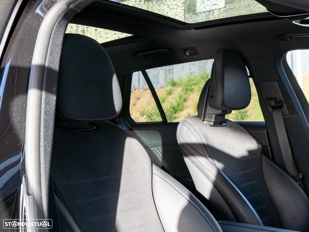 Mercedes-Benz C 300 e AMG Line - 21