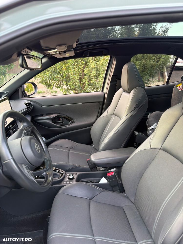 Toyota Yaris Cross - 8