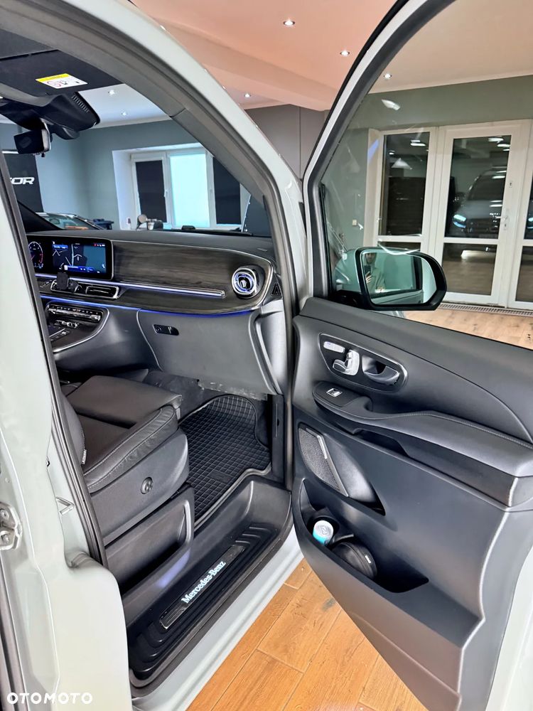 Mercedes-Benz Klasa V 300 d 4-Matic 9G-Tronic Exclusive (d³ugi) - 38