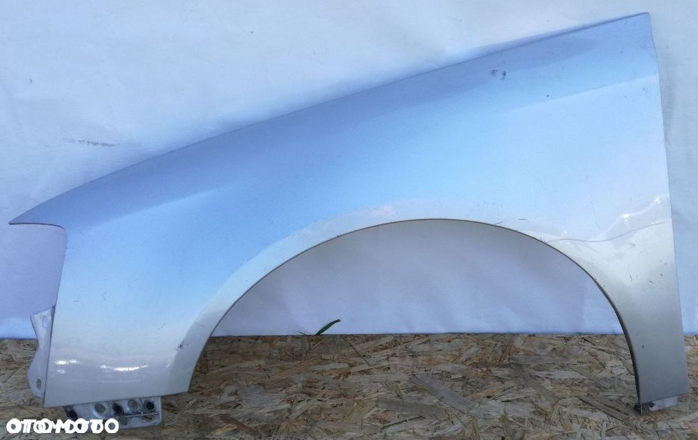 Błotnik przedni lewy Volkswagen Passat B6 2005-