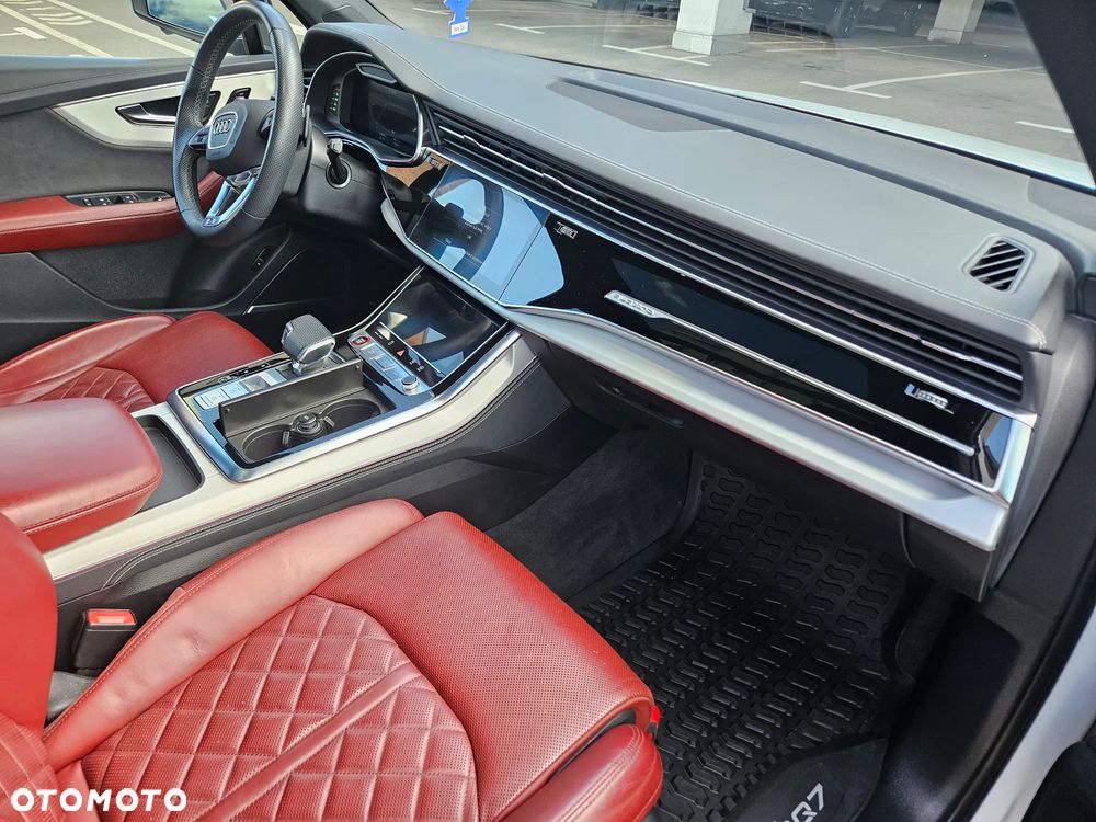 Audi SQ7 - 14