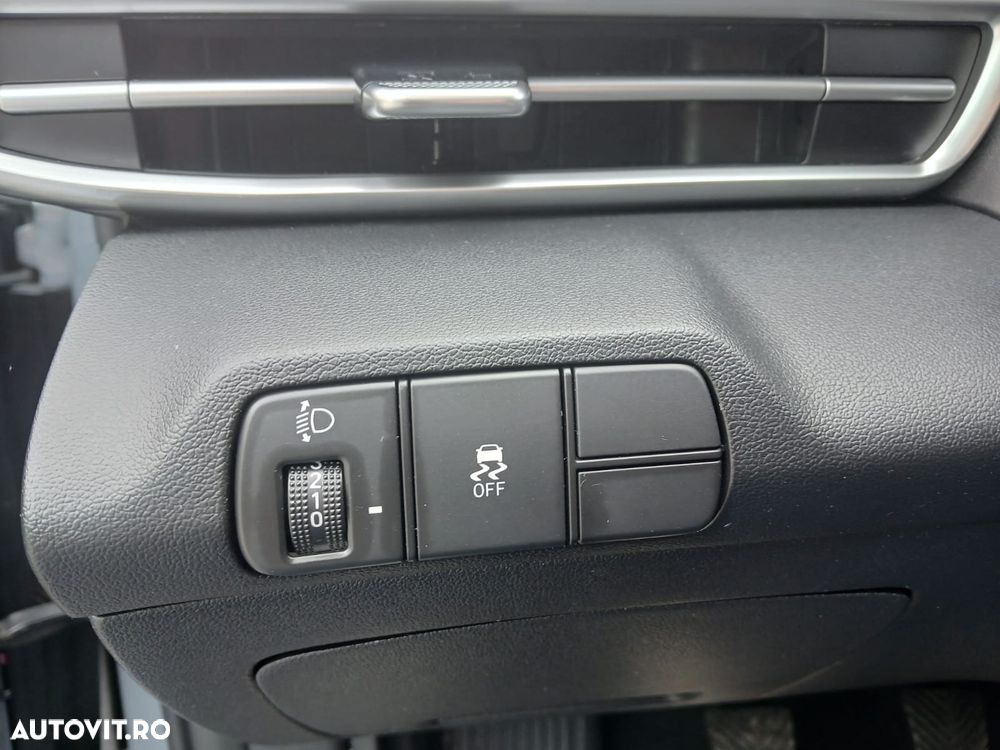 Hyundai Elantra 1.6 l 123 CP 6MT Comfort - 10