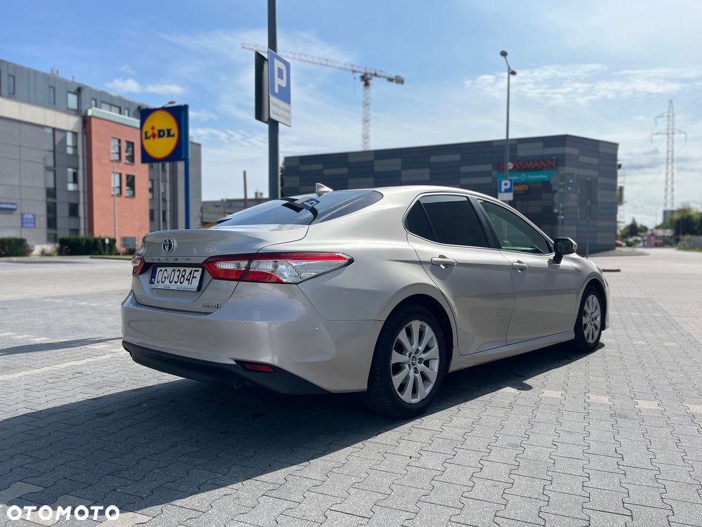 Toyota Camry 2.5 Hybrid Comfort CVT - 3