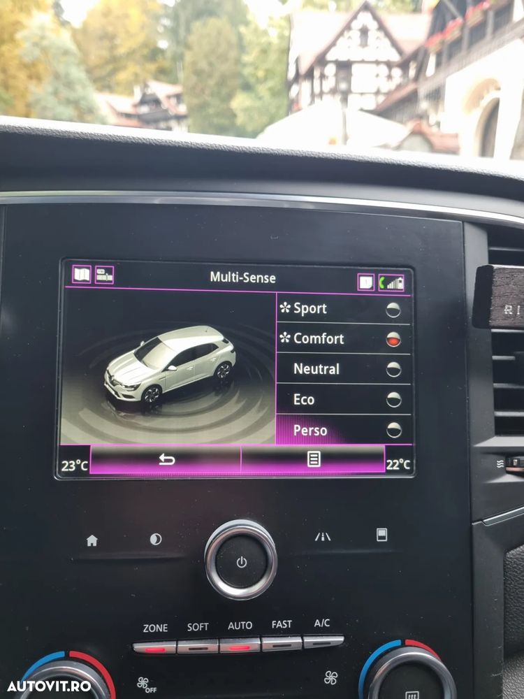 Renault Megane Energy dCi EDC Intens - 33