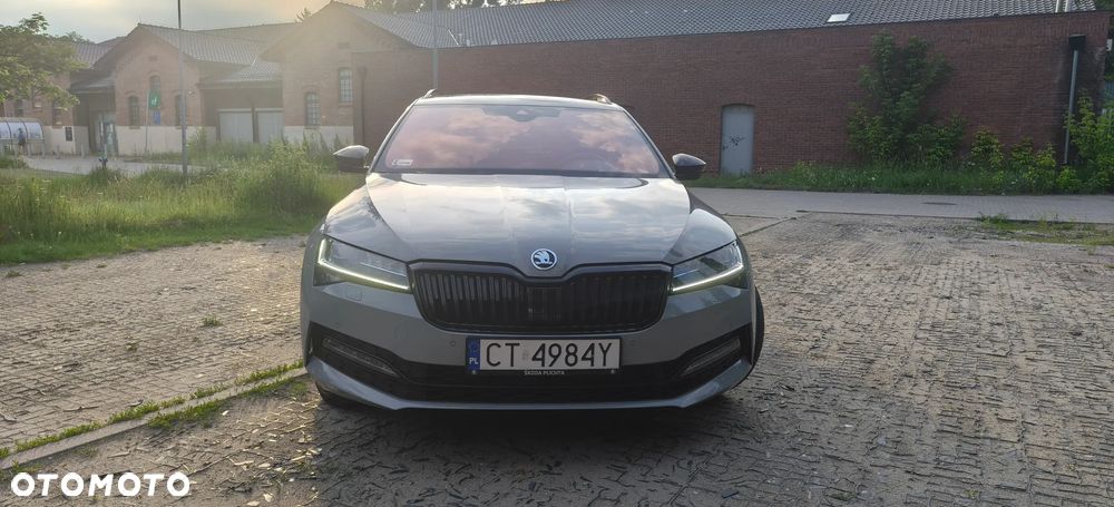 Skoda Superb 2.0 TSI 4x4 Sportline DSG - 2