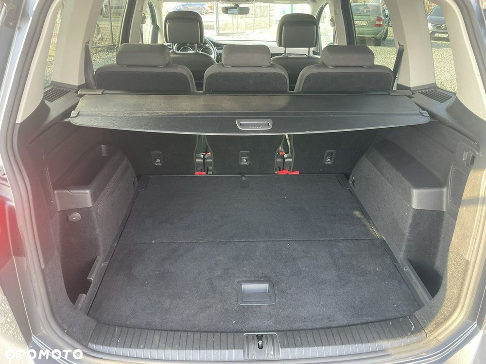 Volkswagen Touran 1.4 TSI (BlueMotion Technology) SOUND - 31