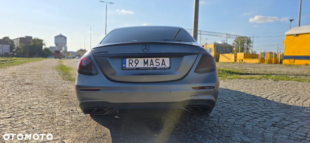 Mercedes-Benz Klasa E 43 AMG 4-Matic - 7