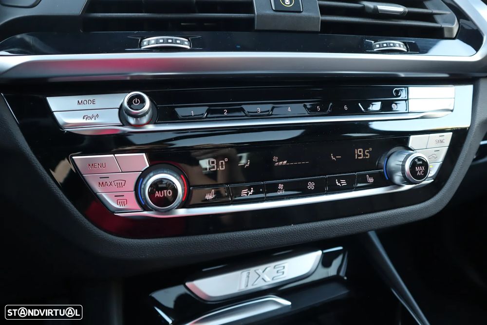 BMW iX3 Inspiring - 37