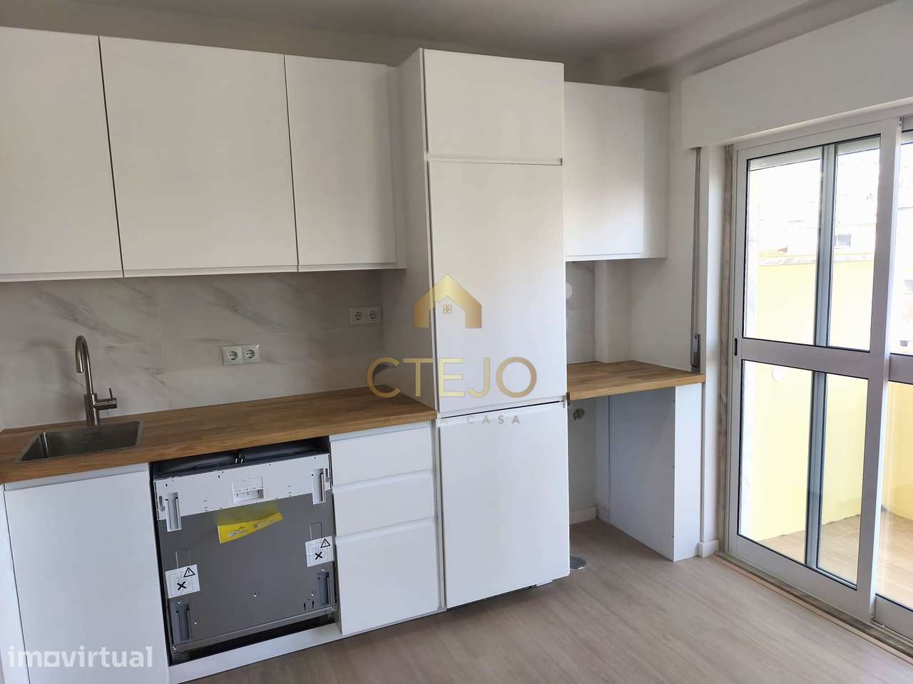 Apartamento T3 totalmente remodelado - Grande imagem: 2/49