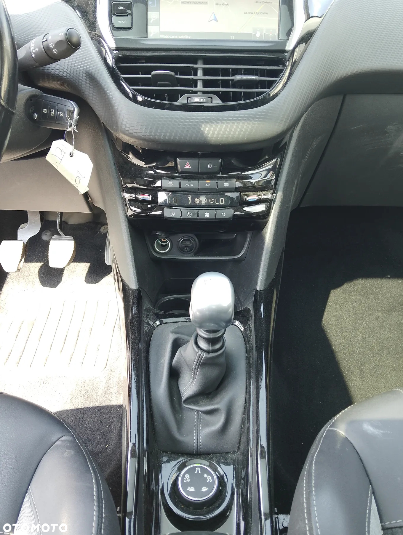 Peugeot 2008 1.6 BlueHDi Allure - 8