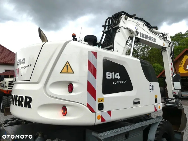 Liebherr A914 Compact / Sprowadzona / Serwisowana / - 27