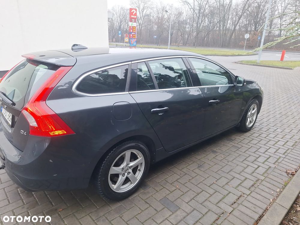 Volvo V60 D4 Edition - 6