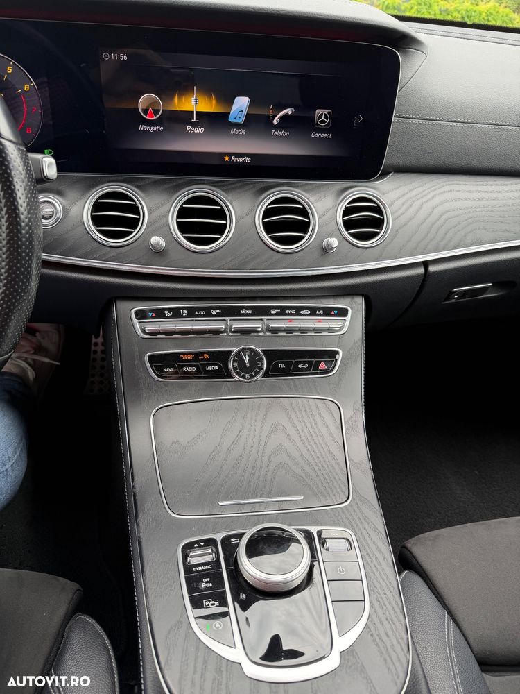 Mercedes-Benz E 200 4MATIC MHEV - 9
