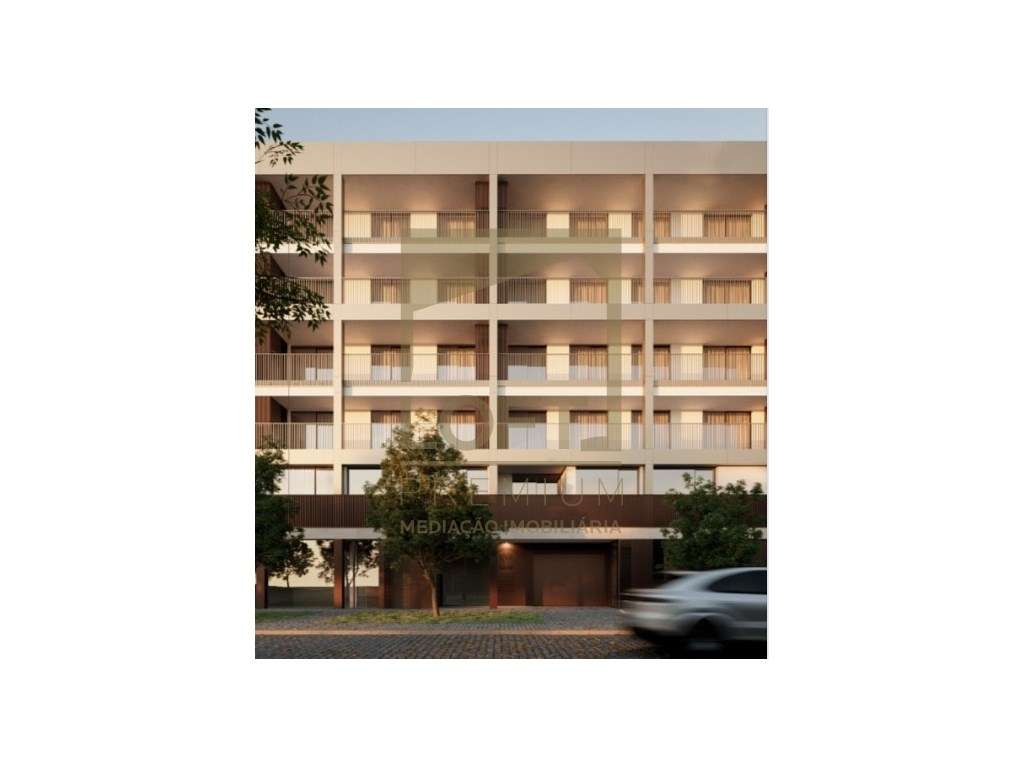 Apartamento T4 em Gaveto no Empreendimento Mil Cento e Onze - Grande imagem: 3/17