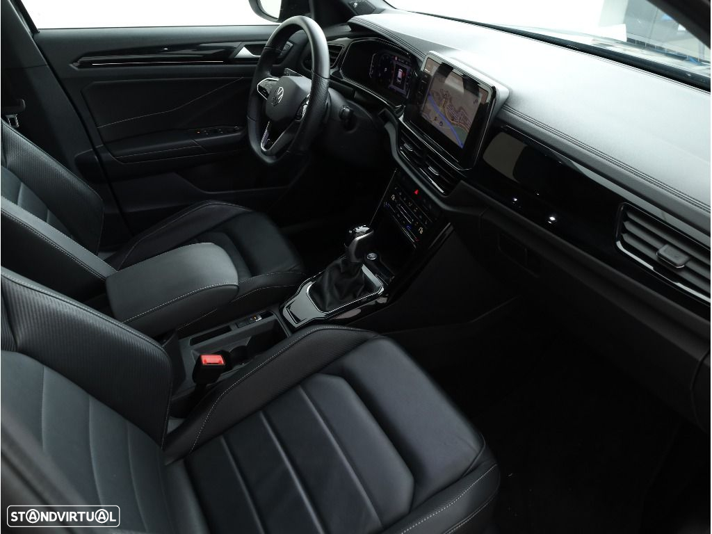 VW T-Roc 2.0 TDI R-Line DSG - 24