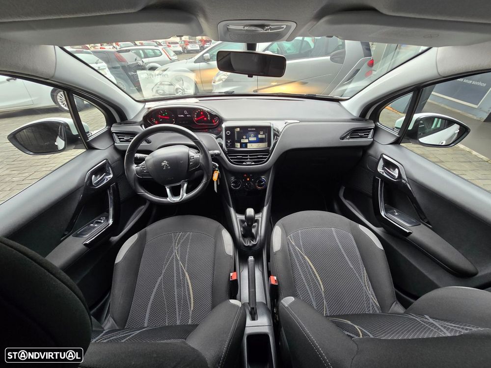 Peugeot 208 1.4 HDi Access - 4