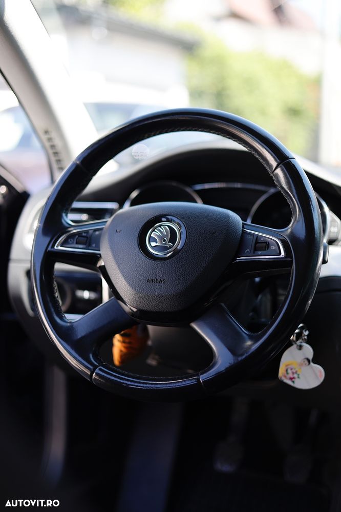Skoda Superb 1.6 TDI Active - 20