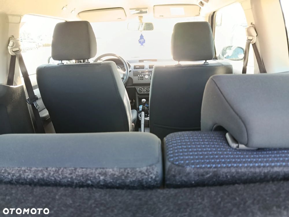 Suzuki Swift 1.3 Sakura - 4