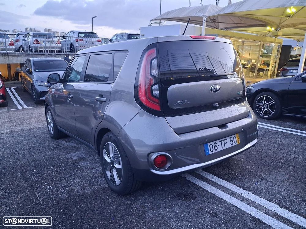 Kia e-Soul EV - 7