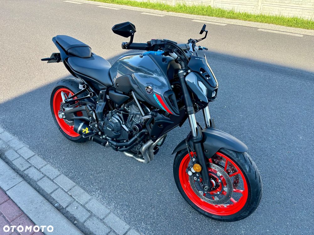 Yamaha MT - 12