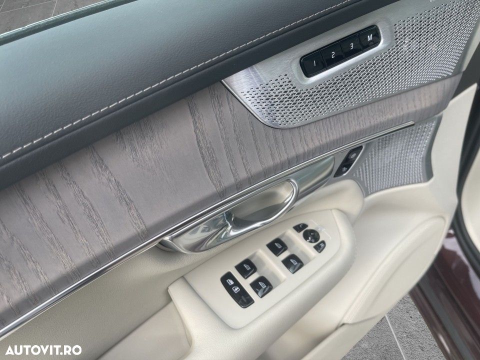 Volvo XC 90 Recharge T8 AWD Ultimate Bright - 13