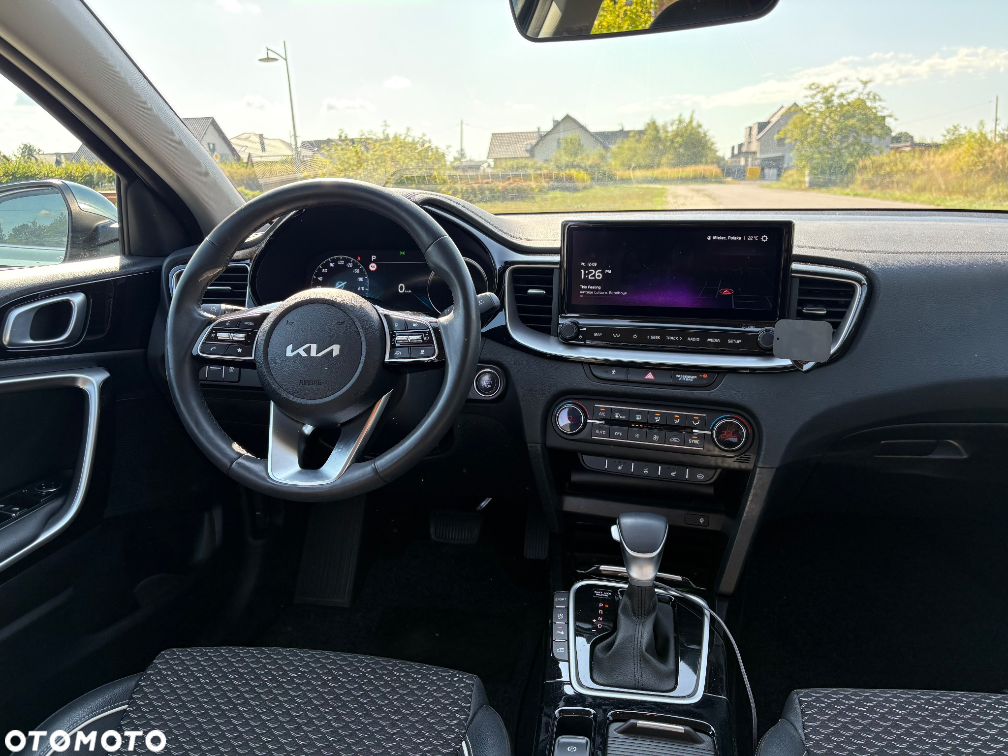 Kia XCeed 1.5 T-GDI Business Line DCT - 14