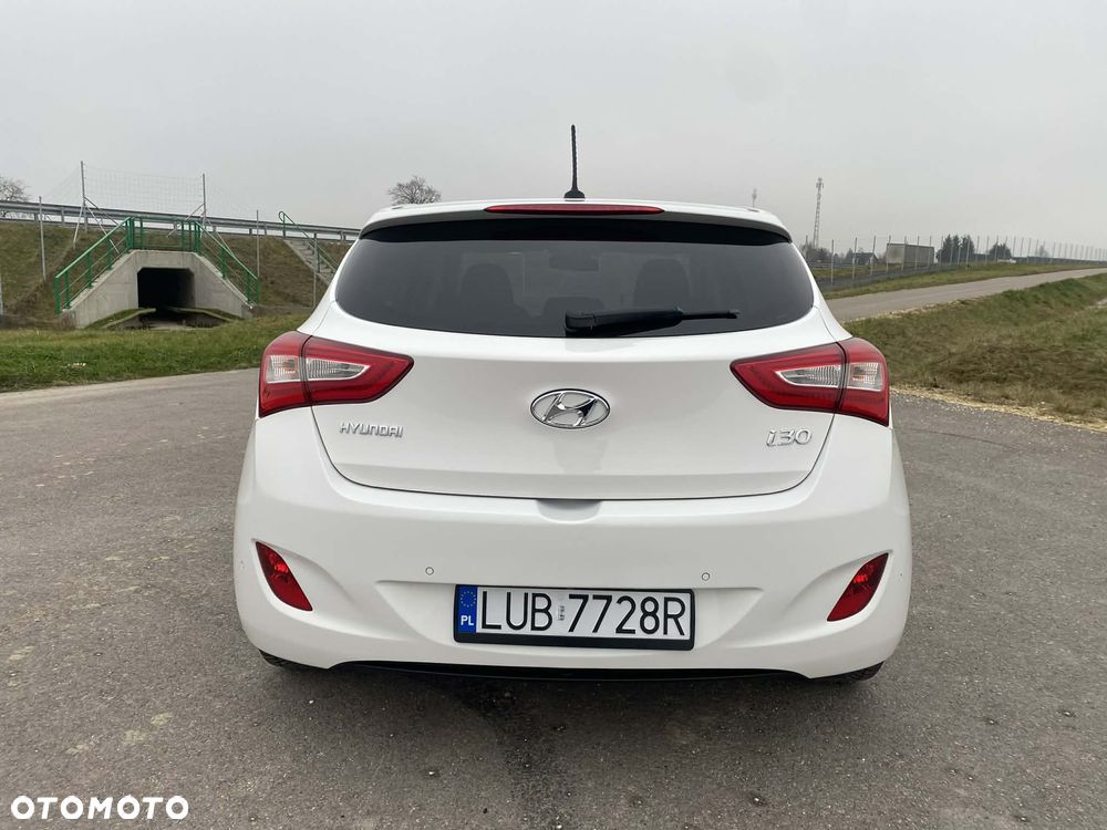 Hyundai i30 1.6 CRDi Premium - 6