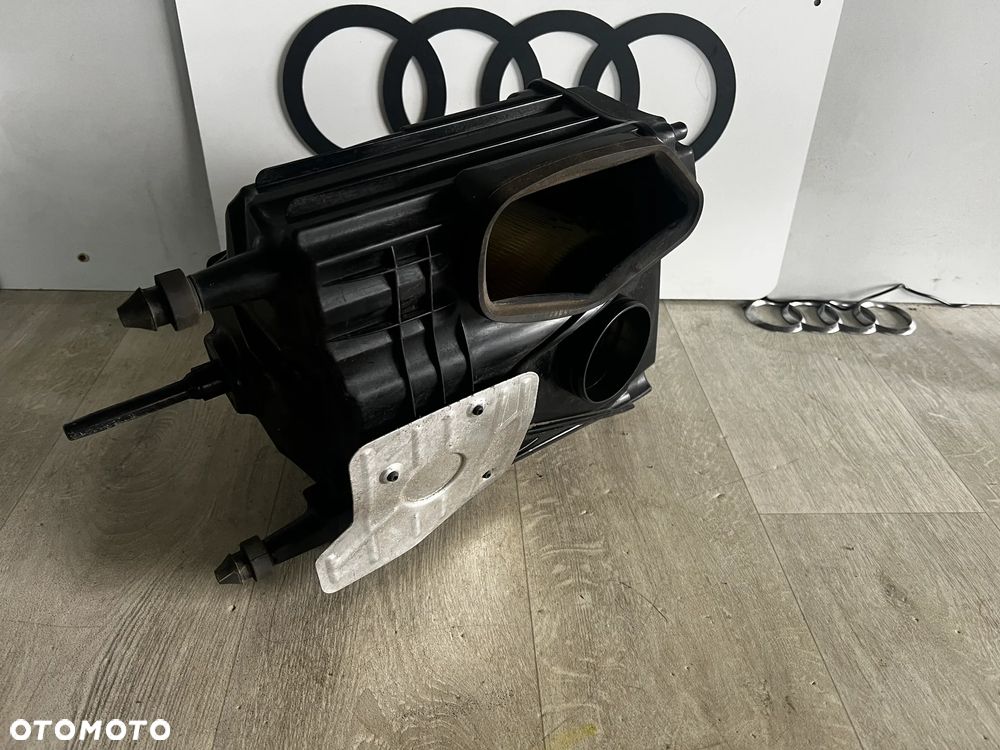 OBUDOWA FILTRA POWIETRZA DOLOT Q5 80A 2.0 TDI KOMPLETNY 80A133835AE 03L906461 80A129618 OBUDOWA FILTRA 80A133835AC - 7