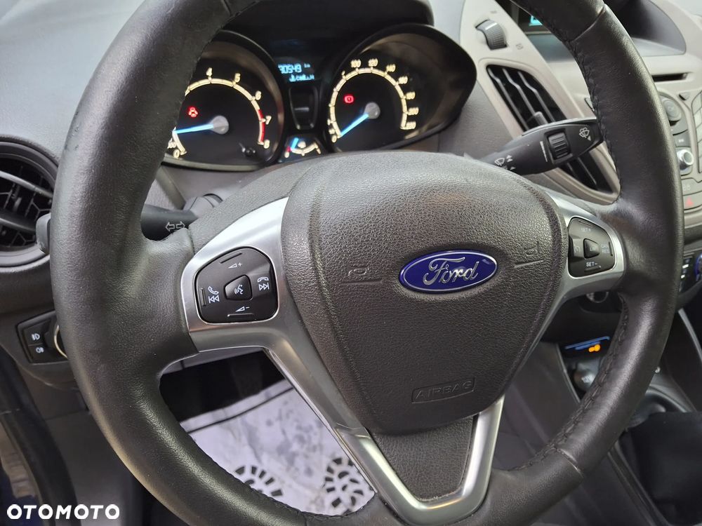 Ford Tourneo Courier 1.0 EcoBoost Ambiente - 21