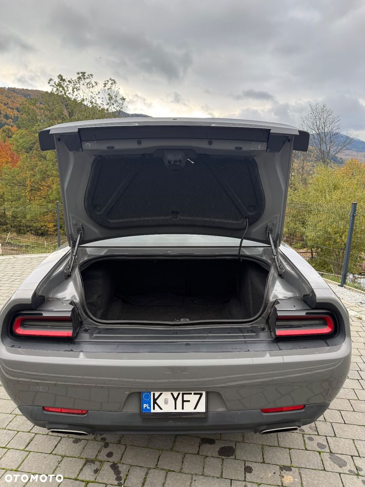 Dodge Challenger Automatik SXT Plus - 10