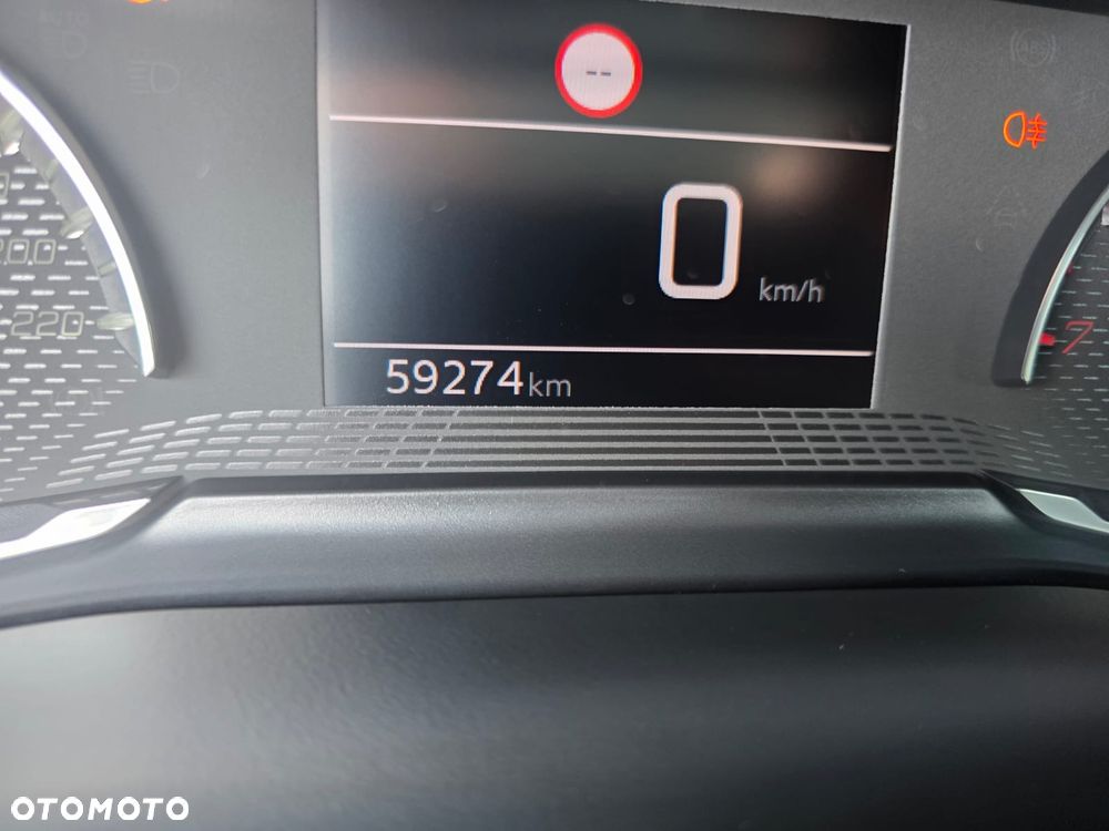 Peugeot 208 - 20