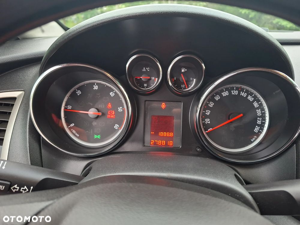 Opel Astra - 13