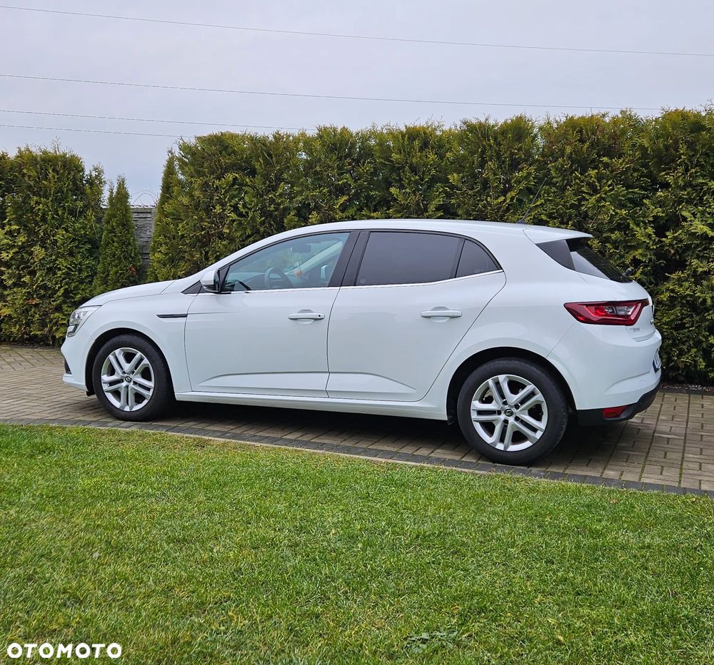 Renault Megane ENERGY TCe 100 LIFE - 8