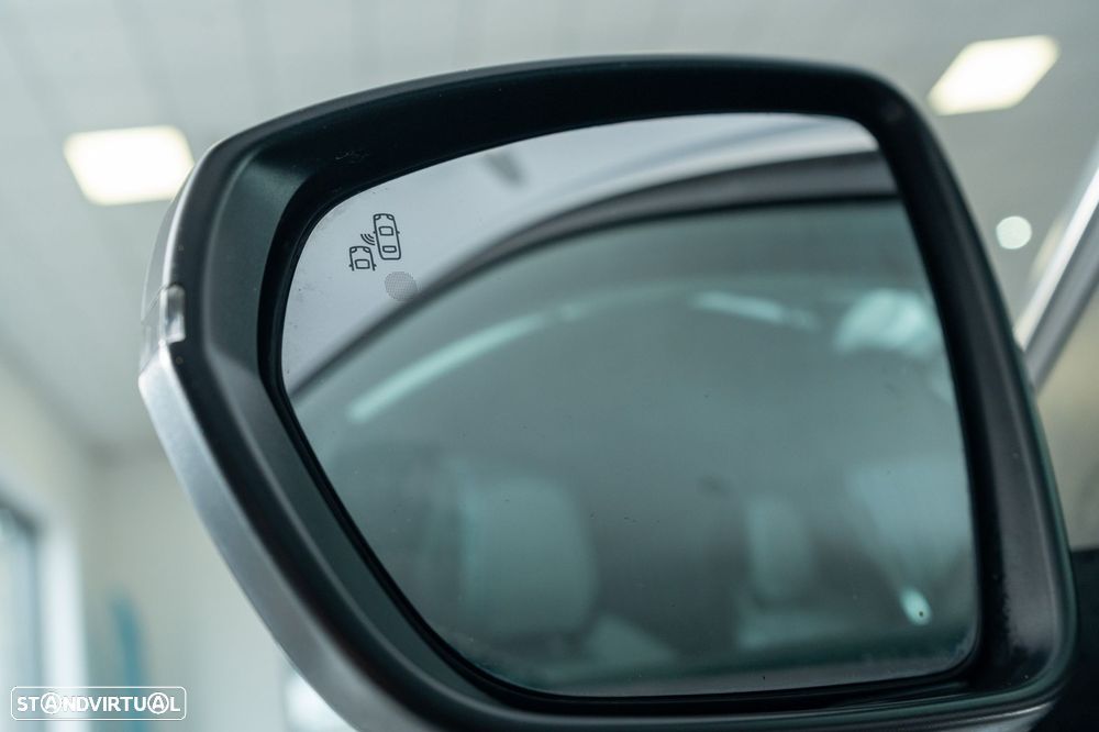 Peugeot 5008 1.2 PureTech Allure EAT8 - 33