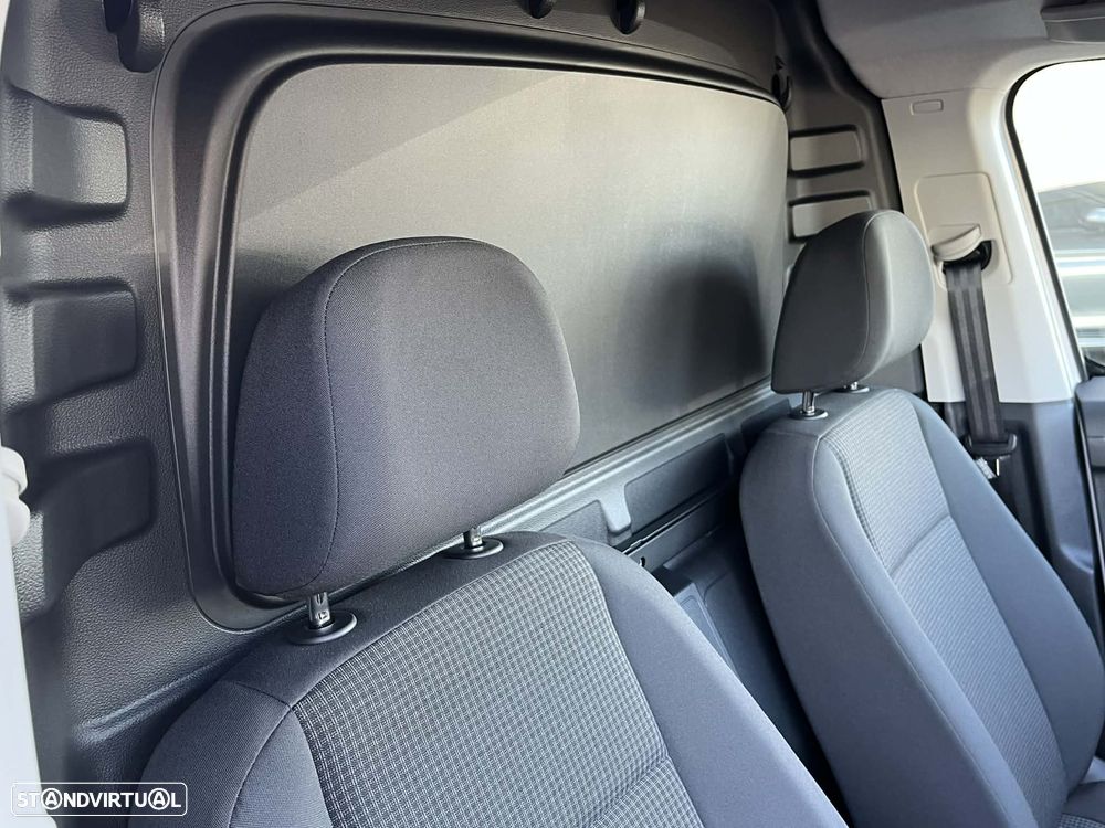 VW Caddy Maxi Cargo 2.0 TDi Business 102cv - 35