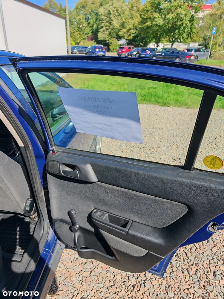 Opel Astra 1.4 - 11