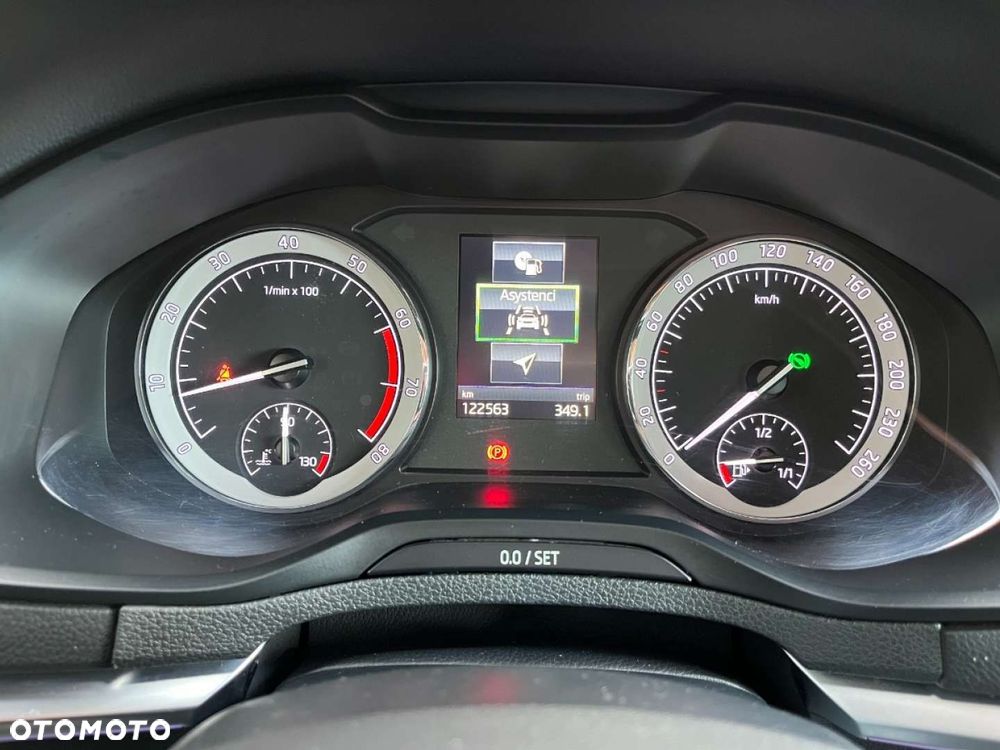 Skoda Karoq 1.5 TSI DSG Sportline - 10