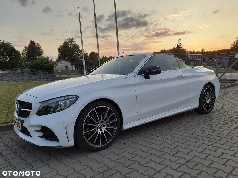 Mercedes-Benz Klasa C 300 9G-TRONIC - 6