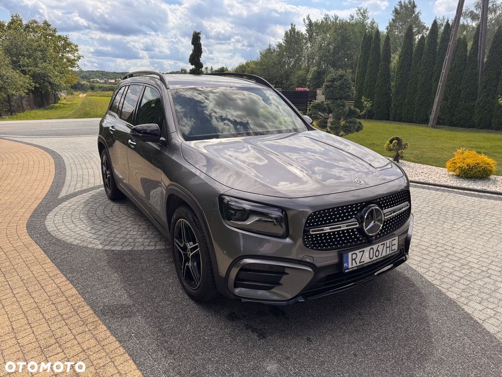 Mercedes-Benz GLB 220 d 4-Matic AMG Line 8G-DCT - 4