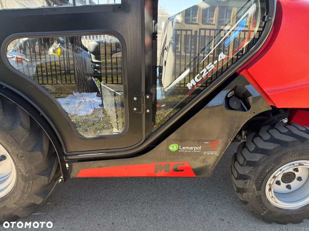 Manitou Terenowy Wózek Widłowy MC25-4 - 16