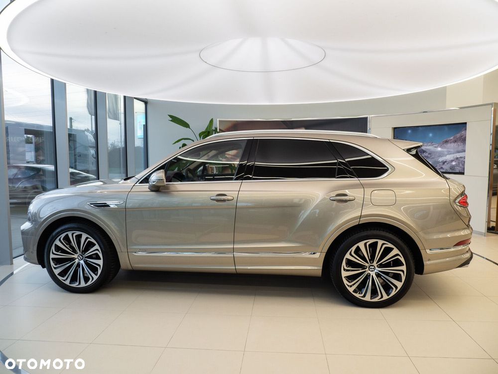 Bentley Bentayga - 4